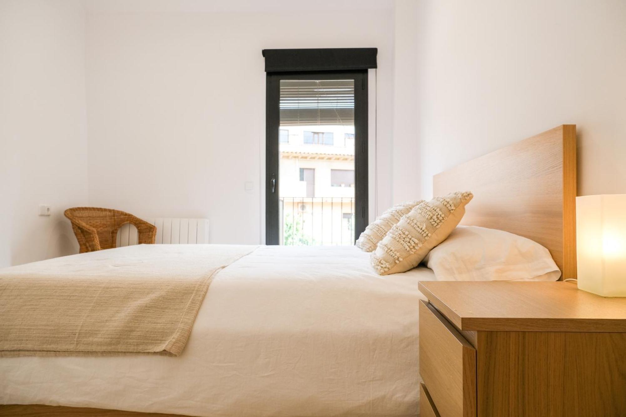 Ca Leudald 3 Apartamento En Besalu Con Terraza Luaran gambar