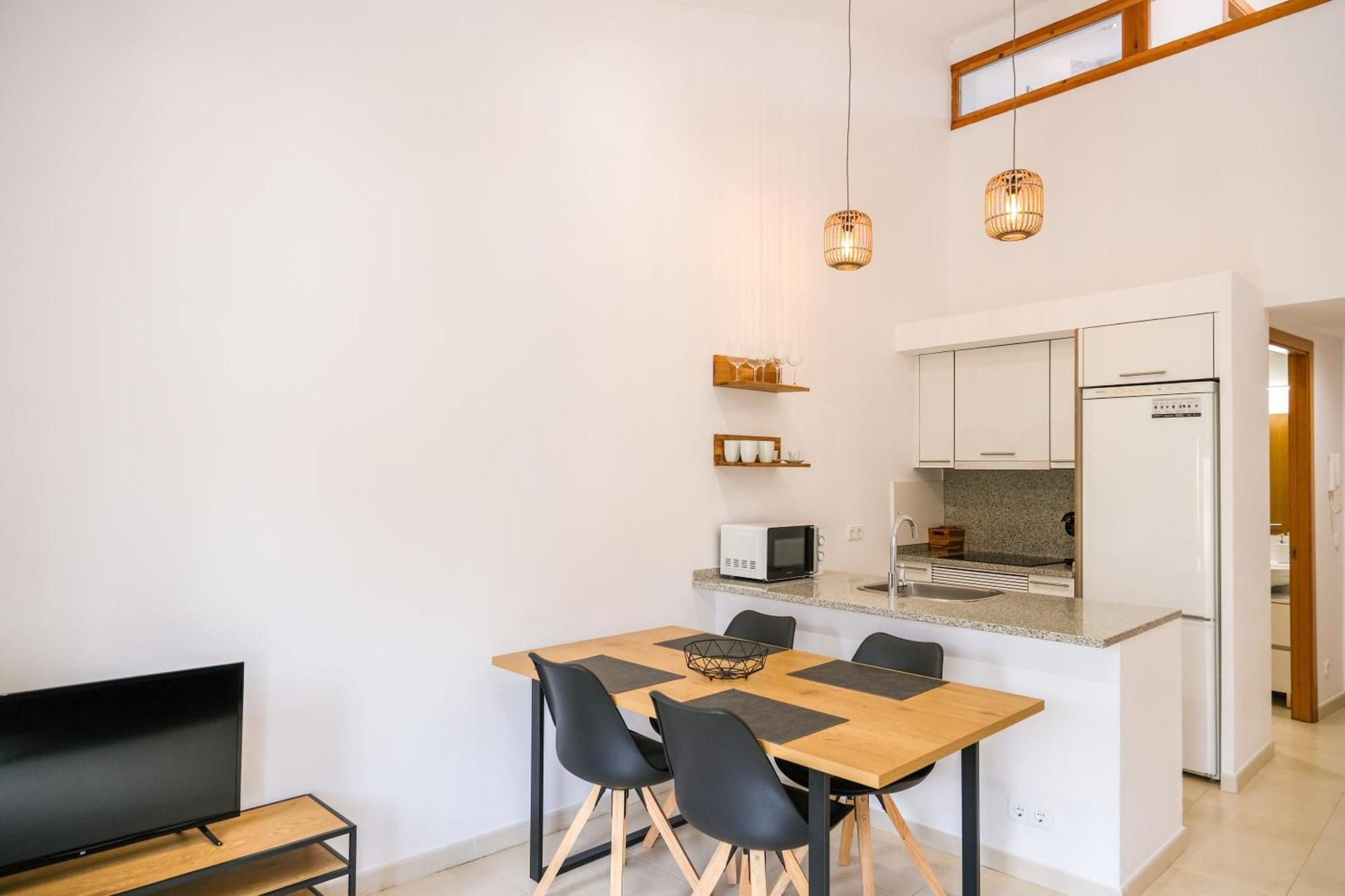 Ca Leudald 3 Apartamento En Besalu Con Terraza Luaran gambar