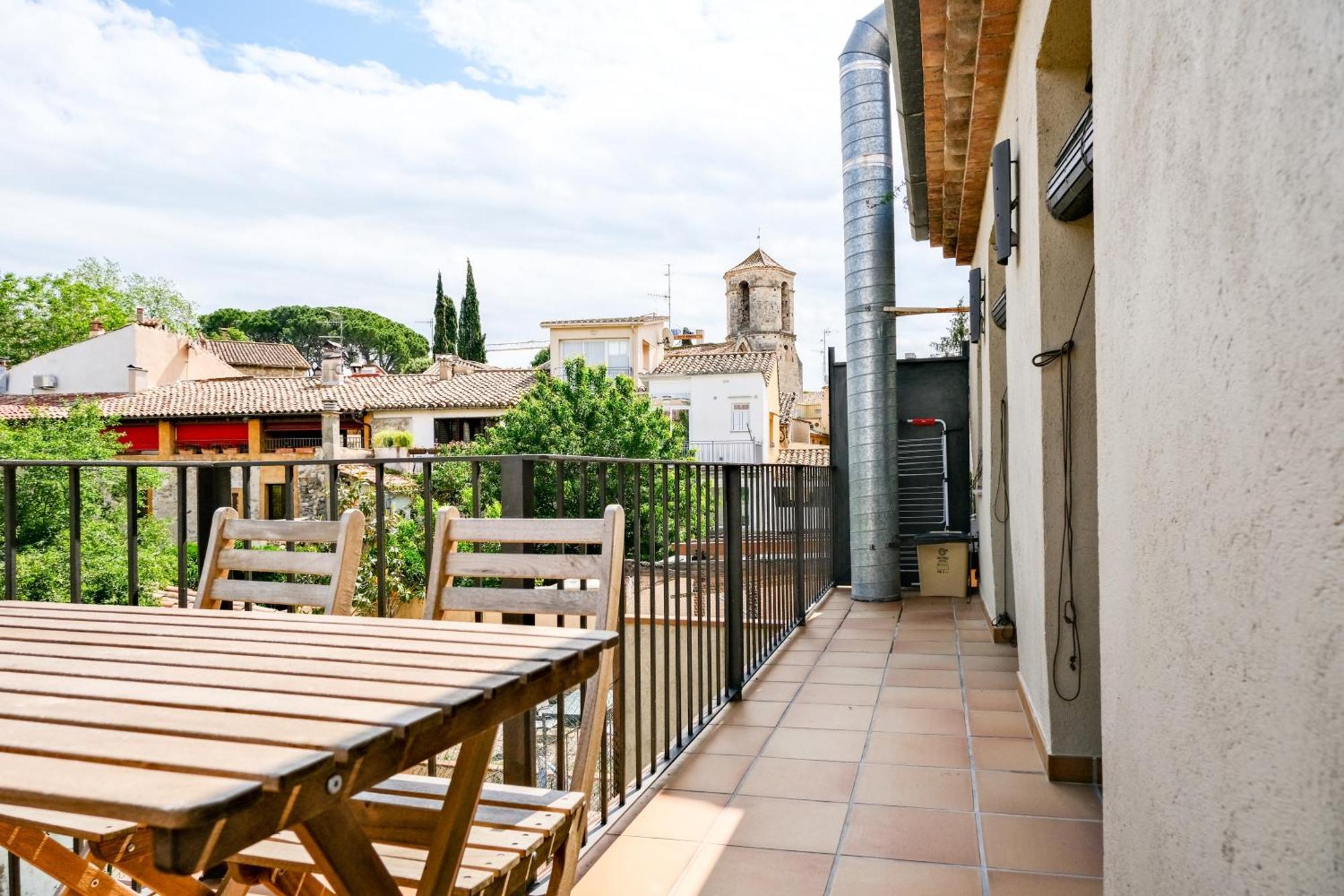 Ca Leudald 3 Apartamento En Besalu Con Terraza Luaran gambar